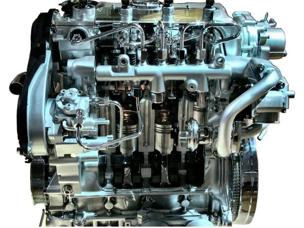 Dieselmotor und Bauteile - gr&ouml;&szlig;eres Bild durch Anklicken!