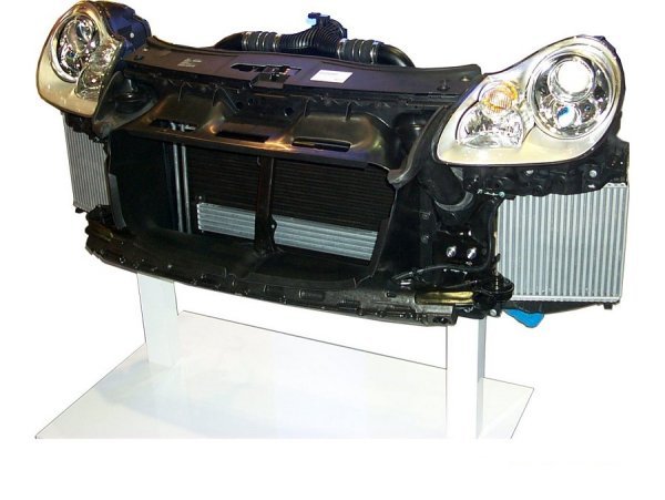 Porsche Cayenne von vorne und hinten, Ford Fiesta von vorne - gr&ouml;&szlig;eres Bild durch Anklicken!